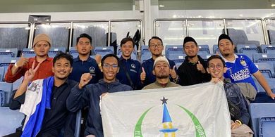 Kemenangan Persib atas Manila Digger Disaksikan Langsung oleh Santri, Ustaz, hingga Guru Ngaji