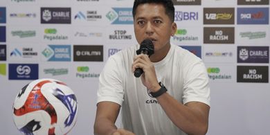 Championship 2025/26 - Erick Thohir Banggakan VAR di Kasta Kedua, Pelatih Kendal Tornado Protes Keputusan Kontroversial