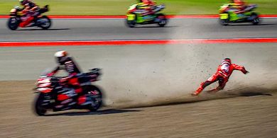 Tamparan Halus bagi Rossi, Marquez Larang Penggemarnya Serang Bezzecchi karena Tabrakan di MotoGP Indonesia