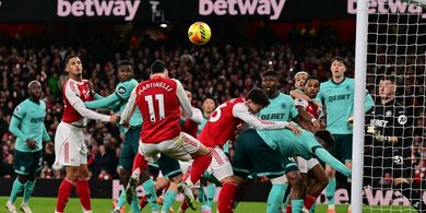 Hasil Liga Inggris - Lawan Cetak 2 Gol Bunuh Diri, Arsenal Nyaris Terpeleset di Kandang Sendiri
