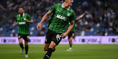 Tambal Buritan yang Mulai Dimakan Usia, Inter Milan Tetapkan Tandem Jay Idzes sebagai Prioritas Utama