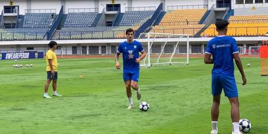 Tekad Sergio Castel Bawa Persib Sapu Bersih 5 Laga Terakhir demi Segel Gelar Juara Super League