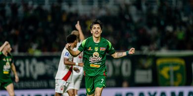 BREAKING NEWS - Francisco Rivera Memilih Setia bersama Persebaya, Resmi Perpanjang Kontrak 3 Tahun