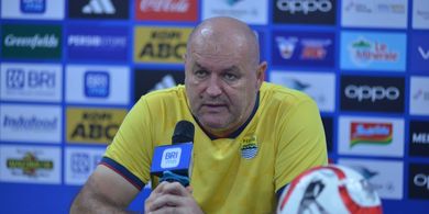 Bojan Hodak Bisa Bernafas Lega Usai Bawa Persib Menang di Kandang Semen Padang