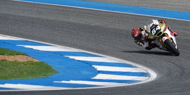 Hasil Moto2 Thailand 2026 - Mario Aji Apes Duluan, Red Flag 2 Kali hingga 8 Pembalap Berjatuhan Lengkapi Drama Kelas Menengah