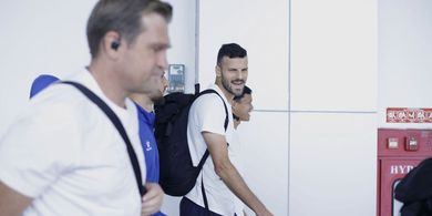 Kondisi Skuad Persib Jelang Melawan Persebaya, Layvin Kurzawa Absen