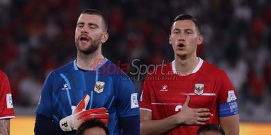 Kata Kiper Timnas Indonesia Maarten Paes usai Terlibat Build up Berbuah Gol dan Bikin Ajax Selamat dari Kekalahan Melawan PSV