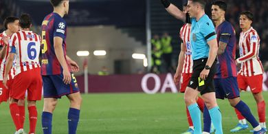 Barcelona Keok di Liga Champions, Hansi Flick Protes Wasit: Apa Gunanya VAR?