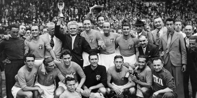 Rekor Piala Dunia - Dua Gelar Vittorio Pozzo, Master Tua Belum Ada Tandingannya