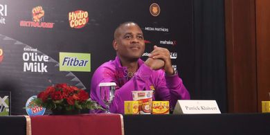 Patrick Kluivert Sampaikan Kabar Buruk Tak Bisa Main bersama Barcelona Legends di GBK