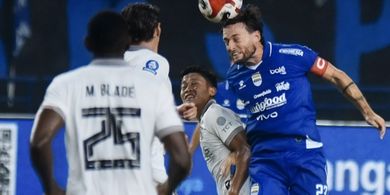 Hasil Super League 2025/2026 - Arema FC Hentikan Kesempurnaan Persib, Kiper 36 Tahun Terlalu Sakti