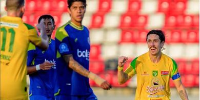 Hasil Super League - Diwarnai Penalti Gagal Bruno Moreira dan Brace Francisco Rivera, Persebaya Bantai Arema FC