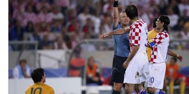 Rekor Piala Dunia - 1 Pemain Dapat 3 Kartu Kuning di 1 Pertandingan, Kok Bisa?