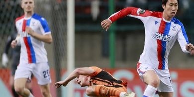 Hasil Lengkap UEFA Conference League - Saudara Tiri Chelsea Kalah Tipis, Crystal Palace Cetak Rekor Gol Tercepat