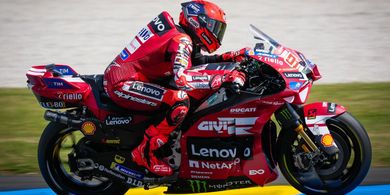 MotoGP Prancis 2026 - Marquez Tak Mau Salahkan Bagnaia, si Alien Memang sedang Jadi Manusia Biasa