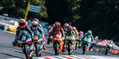 Honda 1-2 pada Moto3 Italia, Pembalap Inggris Tak Berlebihan usai Perdana Kalahkan Veda