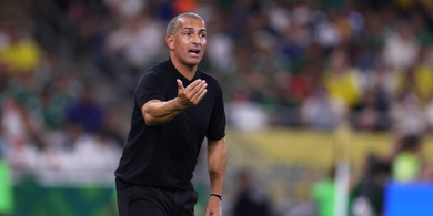 Piala Dunia 2026 - Bukan Cuma karena Kalah 1-5 dari Swedia, Ini Alasan Lain Tunisia Diklaim Pecat Pelatihnya