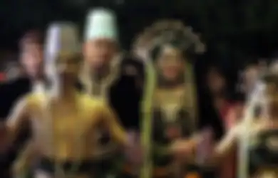 Pantas Kahiyang Ayu Mau Dinikahi Bobby Nasution Usai Putus Cinta dengan Pria Mentereng Ini, Ternyata Kekayaan Menantu Jokowi 2 Kali Lebih Besar dari Gibran