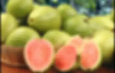 Wow! Tingkatkan Daya Tahan Tubuh & 4 Manfaat Jambu Biji Bagi Kesehatan