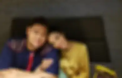 Dianggap Hero Usai Labrak Deddy Corbuzier, Ivan Gunawan Malah Kepergok Pegang-pegang Pria Ini di Dalam Toilet, Lihat Fotonya