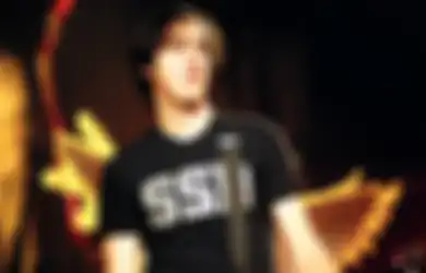 Lama Nggak Bermusik, Krist Novoselic Bocorin Lagi Garap Album Baru