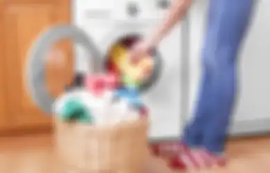 Ternyata Bahan Dapur Ini Bisa Hilangkan Noda Kuning di Baju, Diamkan Selama 5-10 Menit Saja!