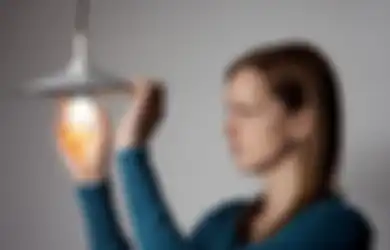Hemat Listrik dengan Menghitung Berapa Watt Lampu Optimal di Tiap Ruang, Ini Caranya!