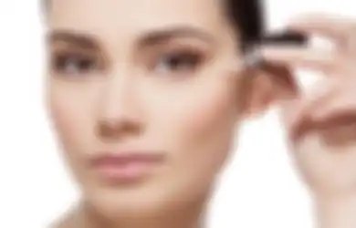 4 Kesalahan Memakai Serum, Bukannya Glowing Malah Bikin Kusam