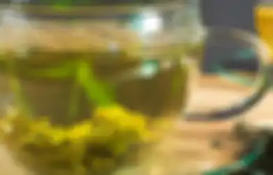 5 Aturan Minum Teh Hijau Untuk Menurunkan Berat Badan Biar Ideal