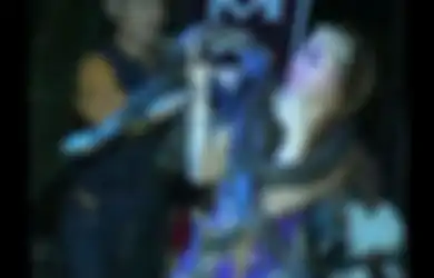 Innalillahi Wa Innailaihi Rojiun, Meninggal Dunia Usai Pahanya Digigit Ular Saat Manggung Bareng King Cobra, Hasil Autopsi Pedangdut Ini Bikin Syok