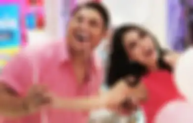 Ayu Ting Ting Bongkar Rahasia Hubungannya dengan Didi Riyadi, Pakar Mikro Ekspresi Malah Tangkap Tatapan Mata Ivan Gunawan Pada Sang Biduan Dangdut Sebagai Pasangan Cinta Dewasa