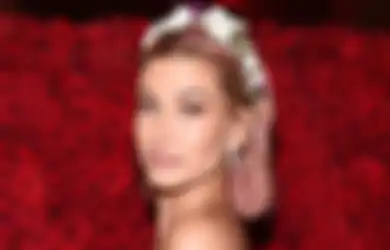 Hailey Bieber Bikin Channel YouTube, Jadi Sarana Klarifikasi