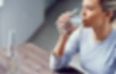 Puasa di Tengah Pandemi COVID-19, Tetap #HadapiCorona dengan Minum Air Mineral atau Air Sumur?