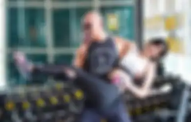 Hidupnya Jauh Lebih Tenang Setelah Jadi Mualaf, Deddy Corbuzier Tiba-tiba Ngamuk Hingga Minta Bantuan Polisi: Orang Ngajakin ML ke Cewek Gue