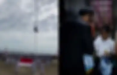 Deretan Hadiah untuk Bocah SMP Pemanjat Tiang Bendera, Dari Beasiswa Hingga Uang Rp25 Juta!