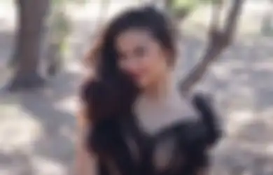 Ariel Tatum Enggak Bisa Tidur 2 Hari Karena Anak Alias Kucingnya Sakit