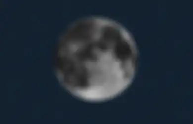 Terungkap, Ternyata Bumi Nggak Punya Satu Bulan, Tapi Ada Tiga!