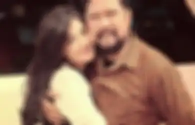 10 Bukti Naysilla Mirdad Itu Daddy's Little Girl. Kompak dengan Ayah!