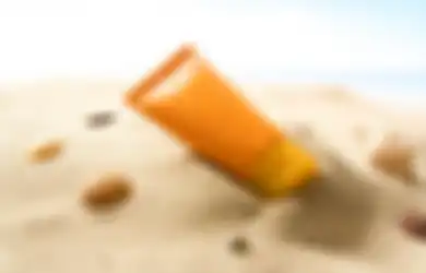 7 Kesalahan Remaja Pakai Sunscreen yang Bikin Kulit Kusam & Butek!