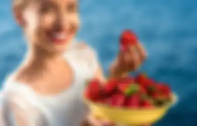 Lagi Diet? Konsumsi 5 Buah Rendah Karbohidrat Ini Biar Cepat Singset!