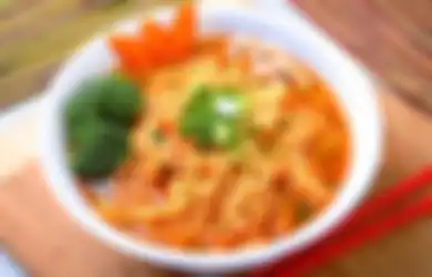 5 Makanan Ini Cuma Bikin Otak Makin Lemot. Jangan Kebanyakan!