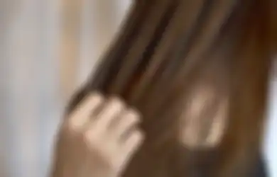 Salah Banget, Cara Treatment Begini Malah Bikin Rambut Rusak!