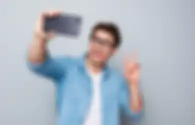 5 Keuntungan Punya Temen Selebgram, dari Kecipratan Followers hingga Endorsement