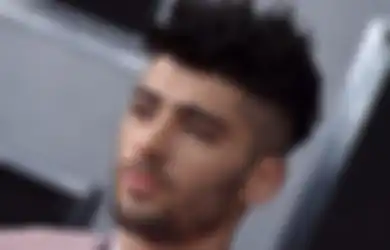 Cewek Misterius di Postingan Zayn Malik Bikin Penasaran Netizen Nih