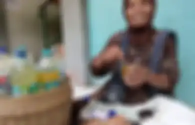 Tukang Jamu, Oh Riwayatmu Kini. Foto-foto Warganet Sampaikan Kisahnya