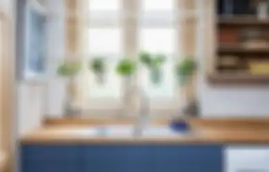 Bisa Gunakan Pipa PVC Bahkan Rak di Rumah, Begini 6 Inspirasi Berkebun Tanaman Herbal di Dapur!