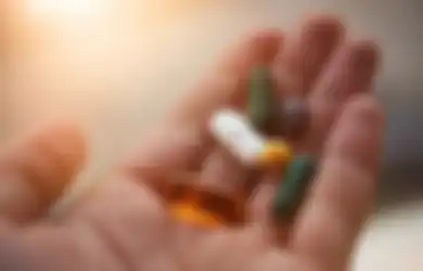 Duh, Terlalu Banyak Minum Vitamin Enggak Baik! Gini Dampaknya!
