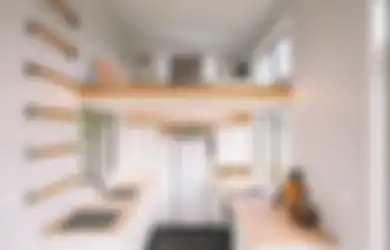 Inspirasi Rumah Seluas 17 M Persegi Gunakan Furnitur Compact, Ringkas Banget!