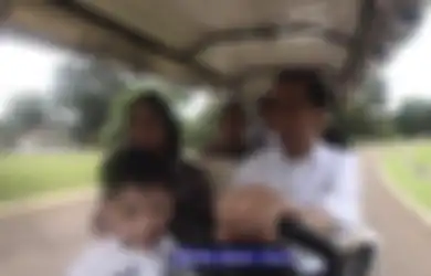 Jokowi Bagi-bagi Amplop di Pasar Gede Solo, Isinya Bikin Kaget Buruh Gendong
