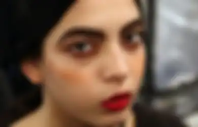 5 Kesalahan Makeup Ini Bisa Bikin Cowok Ilfil. Jangan Lakukan!